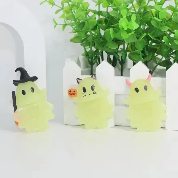 Halloween Ghostees Angel Small Figurines for Phone Halloween Ghost phone Figurine Mini Model Doll Peel-and-stick Ornament Gift 2